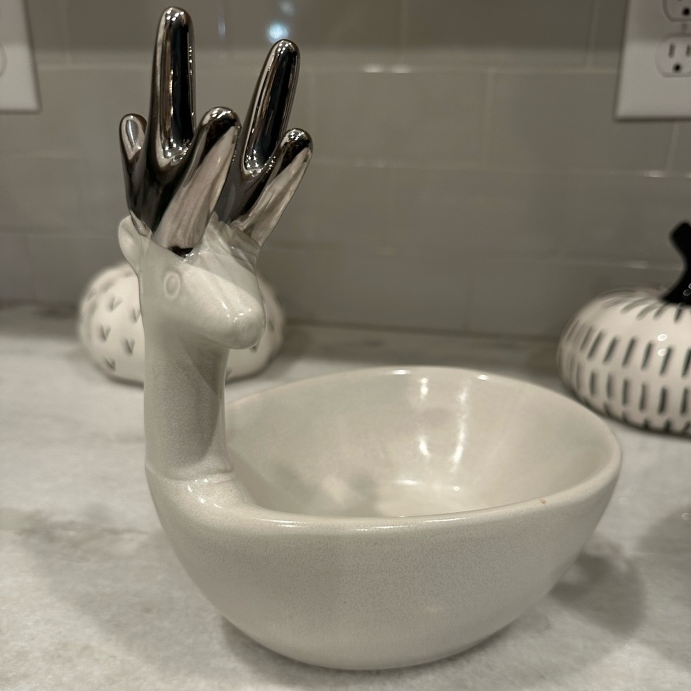 White and silver reindeer candy trays